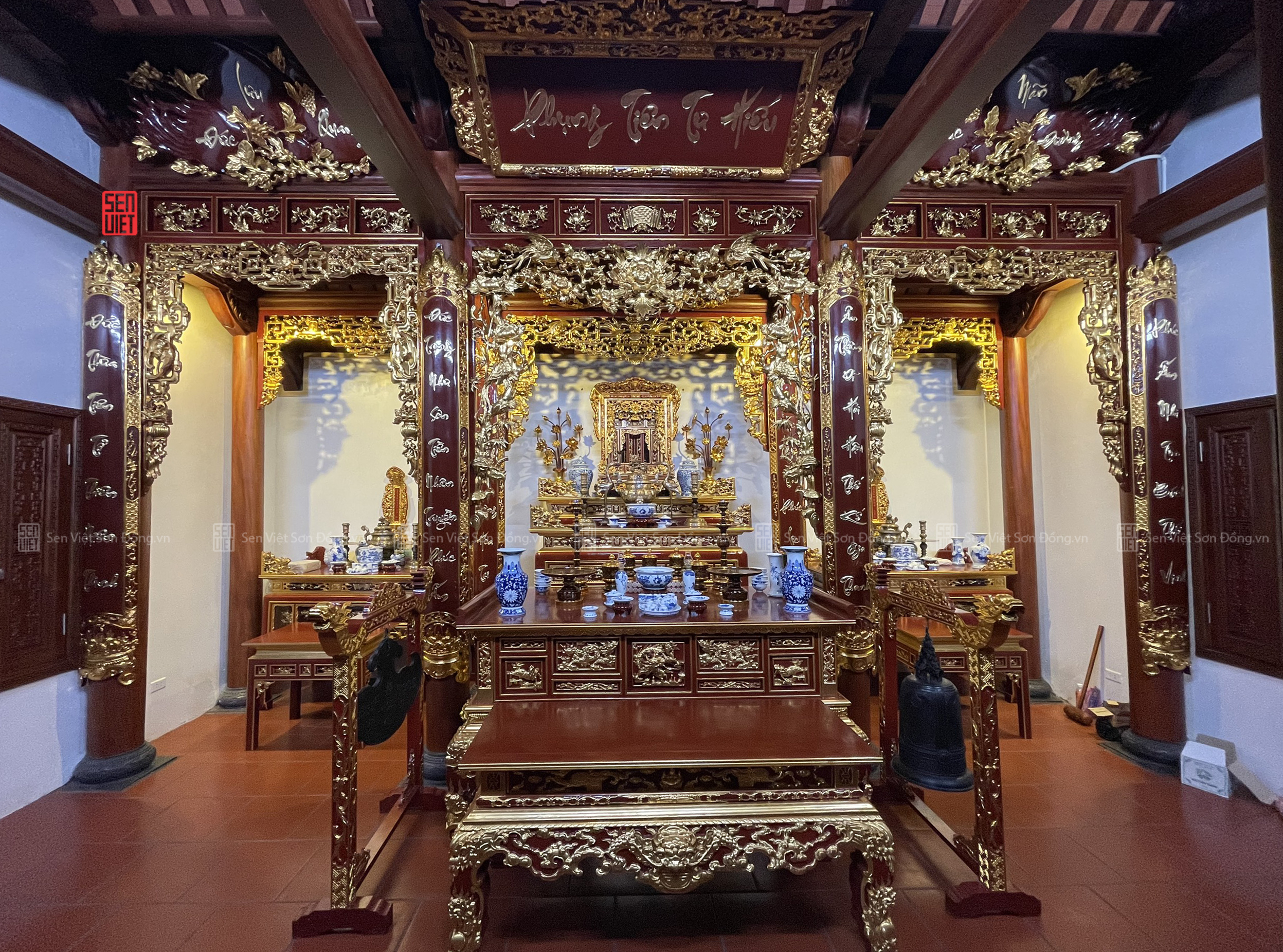 Không gian thờ truyền thống